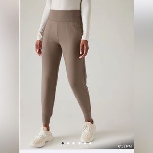New Athleta Tan Stone Earth color Jogger